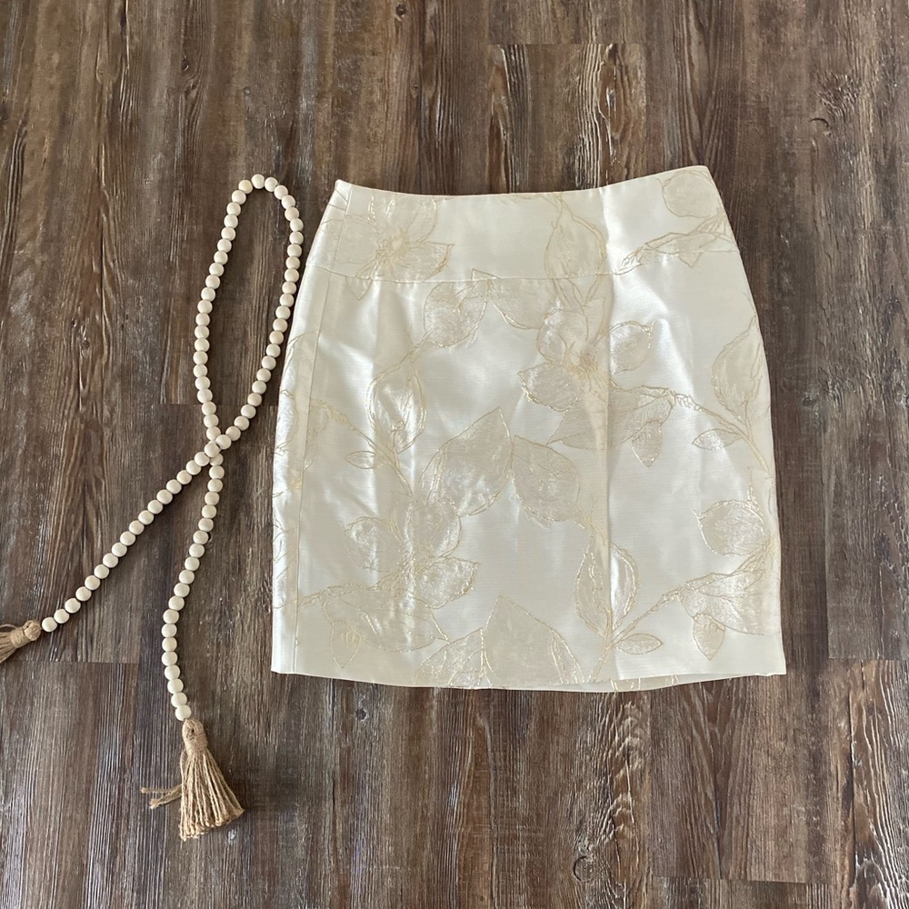 NWT Tahari Pencil Skirt